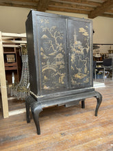 Load image into Gallery viewer, Regency 19th Century Chinoiserie Black Lacquered Cabinet