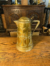Load image into Gallery viewer, Antique Joseph Sankey Art Nouveau Copper Lidded Large Water Jug c1905