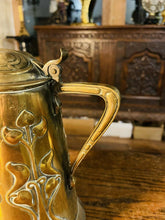 Load image into Gallery viewer, Antique Joseph Sankey Art Nouveau Copper Lidded Large Water Jug c1905