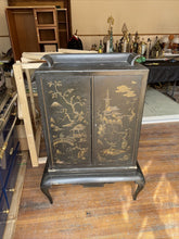 Load image into Gallery viewer, Regency 19th Century Chinoiserie Black Lacquered Cabinet