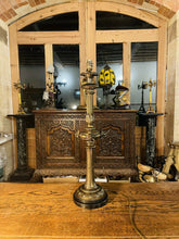 Load image into Gallery viewer, Antique Solid Bronze Table Lamp, Lion Mask Decoration