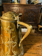Load image into Gallery viewer, Antique Joseph Sankey Art Nouveau Copper Lidded Large Water Jug c1905