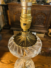 Load image into Gallery viewer, Pair Of French Cut Crystal &amp; Gilded Brass Table Lamp “Cristal D’albert” Vintage
