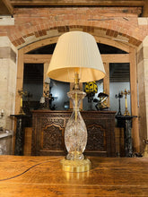 Load image into Gallery viewer, Pair Of French Cut Crystal &amp; Gilded Brass Table Lamp “Cristal D’albert” Vintage
