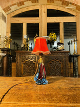 Load image into Gallery viewer, Vintage Mid-century Murano Sommerso Table Lamp
