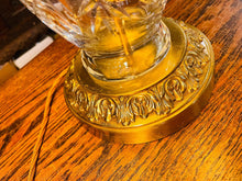Load image into Gallery viewer, Pair Of French Cut Crystal &amp; Gilded Brass Table Lamp “Cristal D’albert” Vintage
