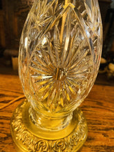 Load image into Gallery viewer, Pair Of French Cut Crystal &amp; Gilded Brass Table Lamp “Cristal D’albert” Vintage
